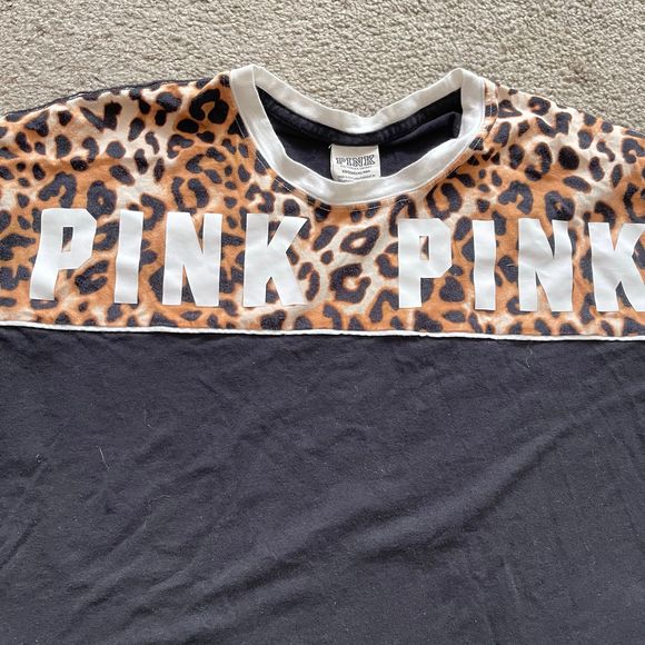 PINK Victoria’s Secret Color Block Long Sleeve Cheetah Campus Tee SZ Small - Picture 5 of 8